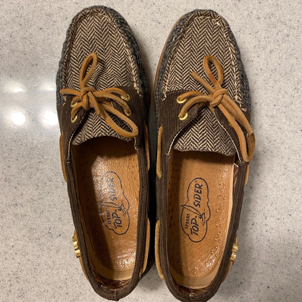 Sperry Topsider 7.5 Unique plaid pattern